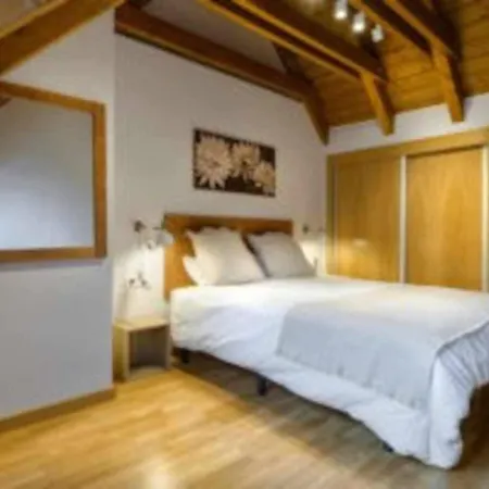 Atico Anayet L Wifi L Vistas L Abuhardillado L Trastero