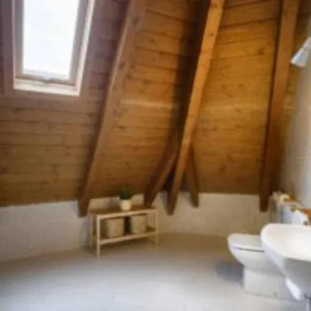 Atico Anayet L Wifi L Vistas L Abuhardillado L Trastero Daire *