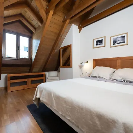 ático Centrico Reformado L Wifi L Vistas L Parking Panticosa